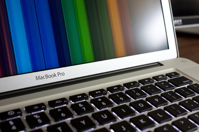 Глянцевые и матовые дисплеи для MacBook Pro 15″